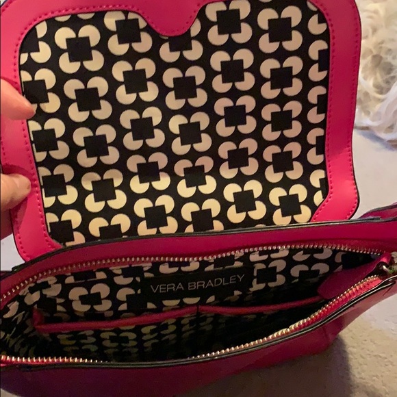 Pink Vera Bradley cross body - Picture 3 of 4